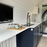 Luxury Glamping In North Yorkshire National Park & Coastal Area Σκάρμπορο