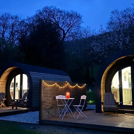 Luxury Glamping In North Yorkshire National Park & Coastal Area Campsite *