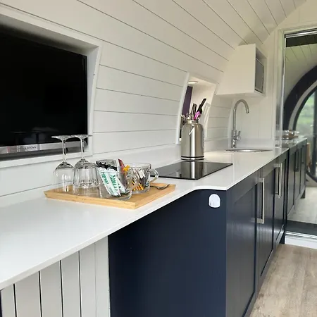 Luxury Glamping In North Yorkshire National Park & Coastal Area سكرابورو